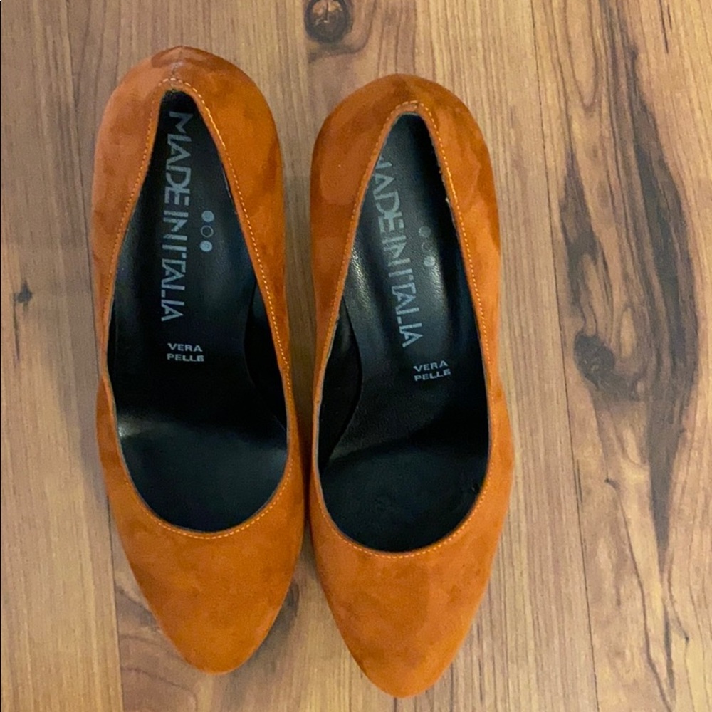 Made In Italia Heels - Picture 2 of 6